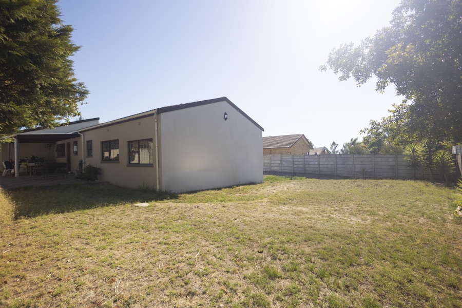 4 Bedroom Property for Sale in Rouxville Western Cape